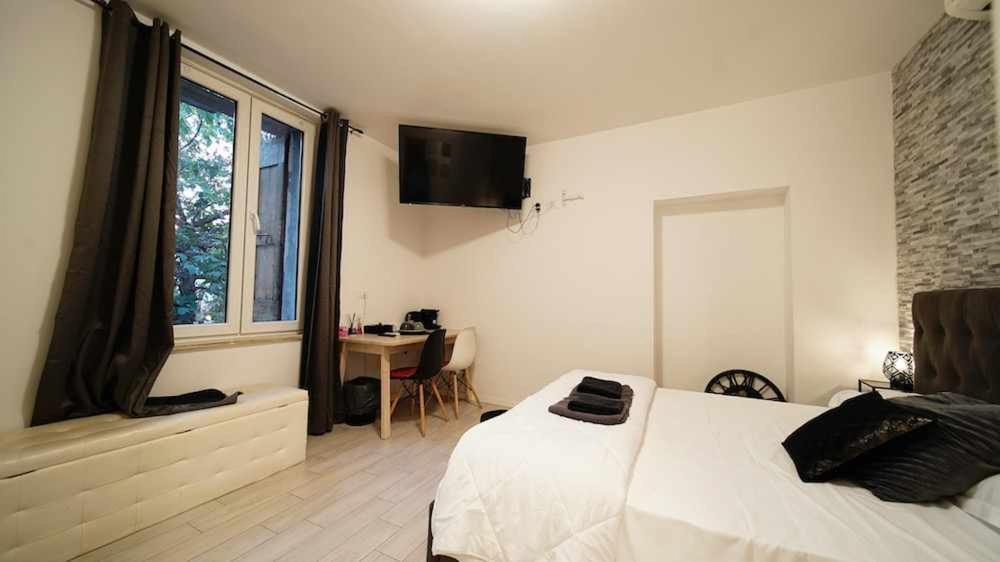 Langolo Di Laura Borgo Roma Destiny Home 3 Verona Phòng bức ảnh
